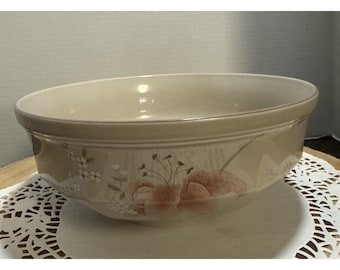 Bol para servir verduras Mikasa Janette F3753 de 21,5 cm (8,5 pulgadas) con diseño floral, fabricado en Japón (producto descatalogado)