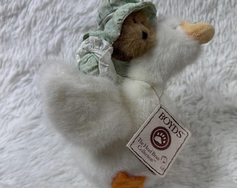 2002 Boyds Bear Mother Goosebeary "Olde Mother Goose & Co" #91780 Goose Plush