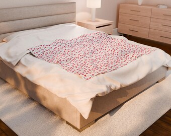 Kocyk walentynkowy z różowymi serduszkami | Kocyk pluszowy z welwetu