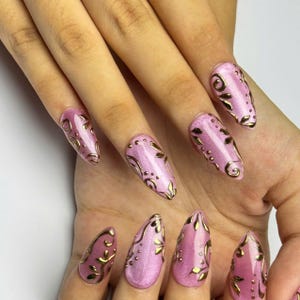 Medium Almond Press On Nails – Pink Jelly Cat Eye, Chrome Outline Y2K,  M156
