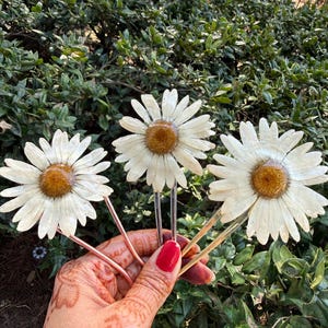 Handmade Resin Daisy Flower Hair Fork, Preserved Flower French pin, Gift for her