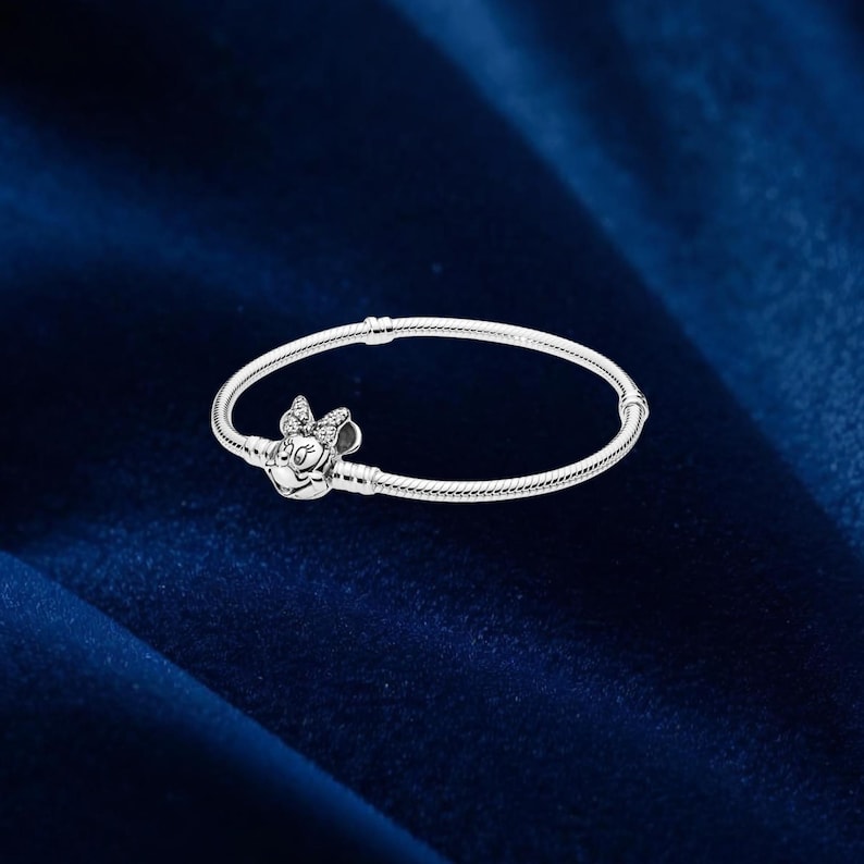pandora bracelet