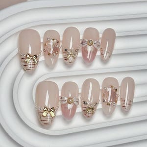 Artisan Diamond & Pearl Cat Eye Nails in Detailed Hand-Painted Luxury Gentle Aesthetic Bow Nails Set