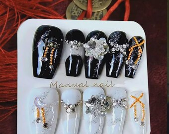 Monochrome Luxe Classic Black & White Geometric Design Nails Set