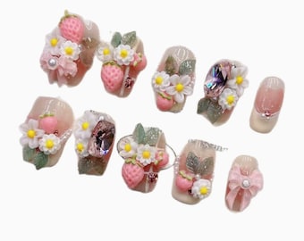 Ensemble de presse à ongles fraise faite main dans un style cottagecore rose mignon de luxe