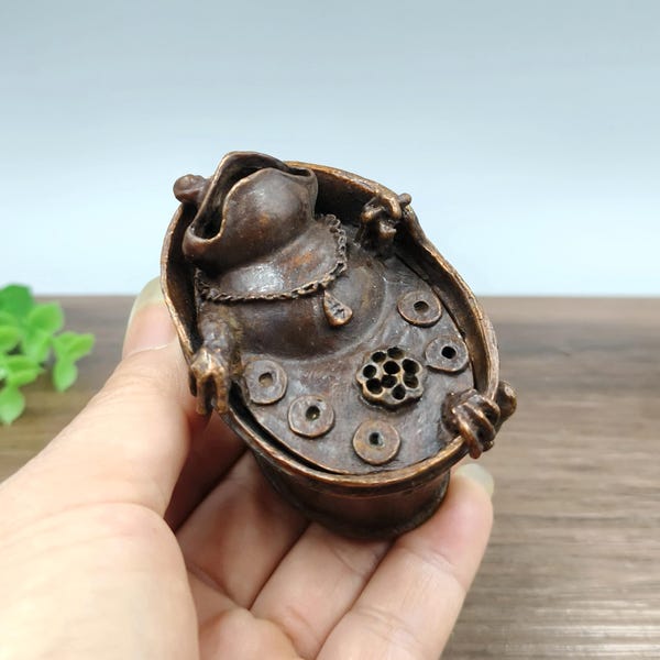 Pure copper retro Frog incense burner / home desktop craft decoration.