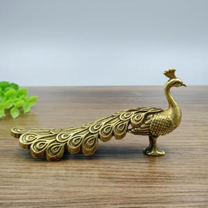 Brass vintage Peacock figurine/home desktop decoration