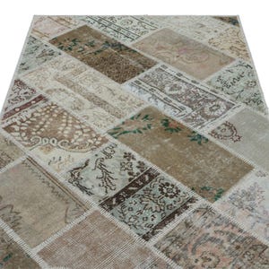 Handmade Wool Area Rug: Beige Patchwork - Soft, Durable, Vintage Style