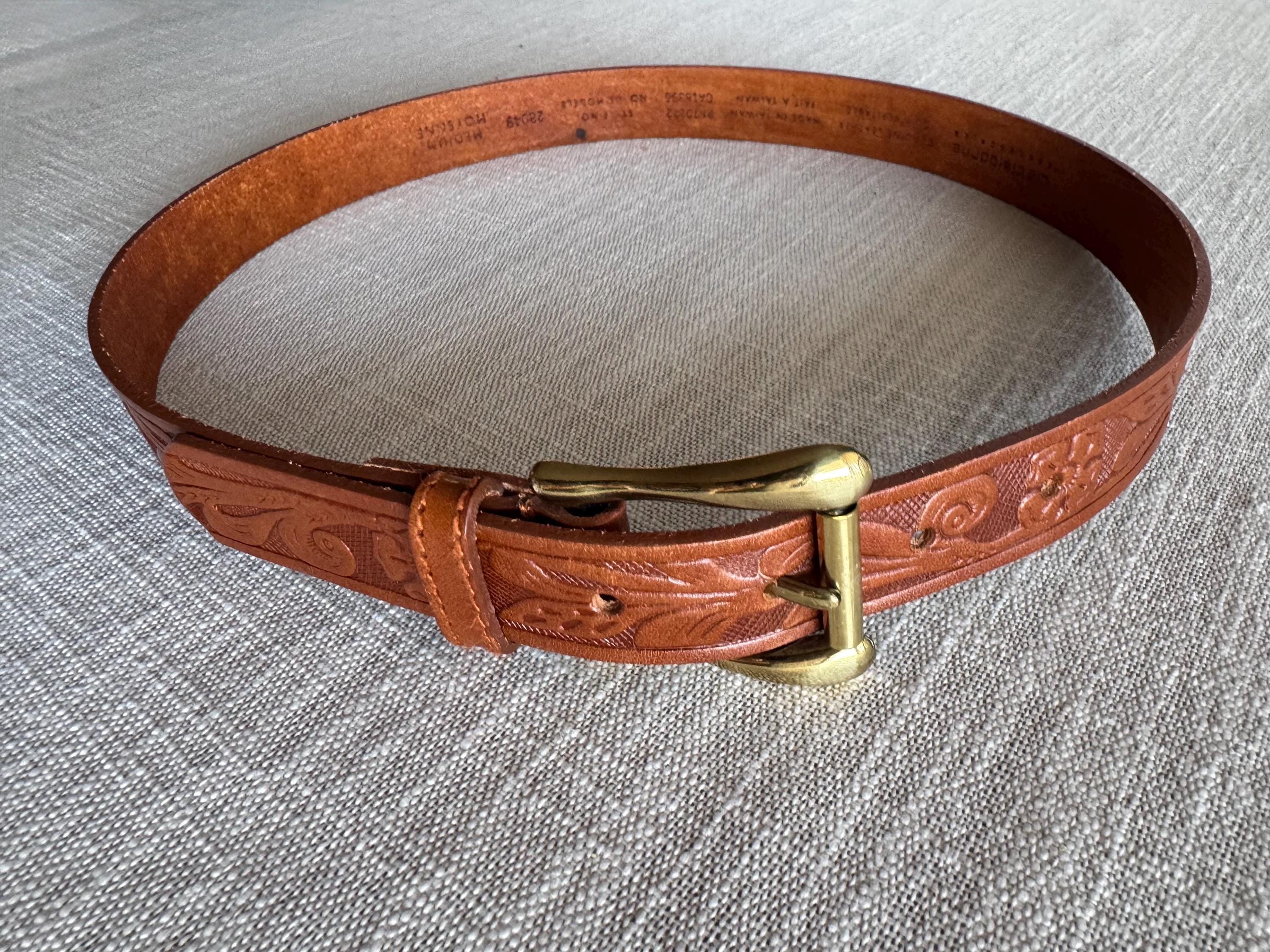 Liz Claiborne Leather Belt - Etsy