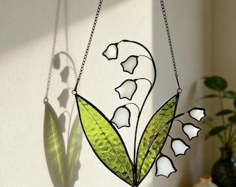 Stained Glass Lily of the Valley Sun Catcher, Memorial Gift in Remembrance, Sympathy Flower Window Hanging, Cardinal Light Decor