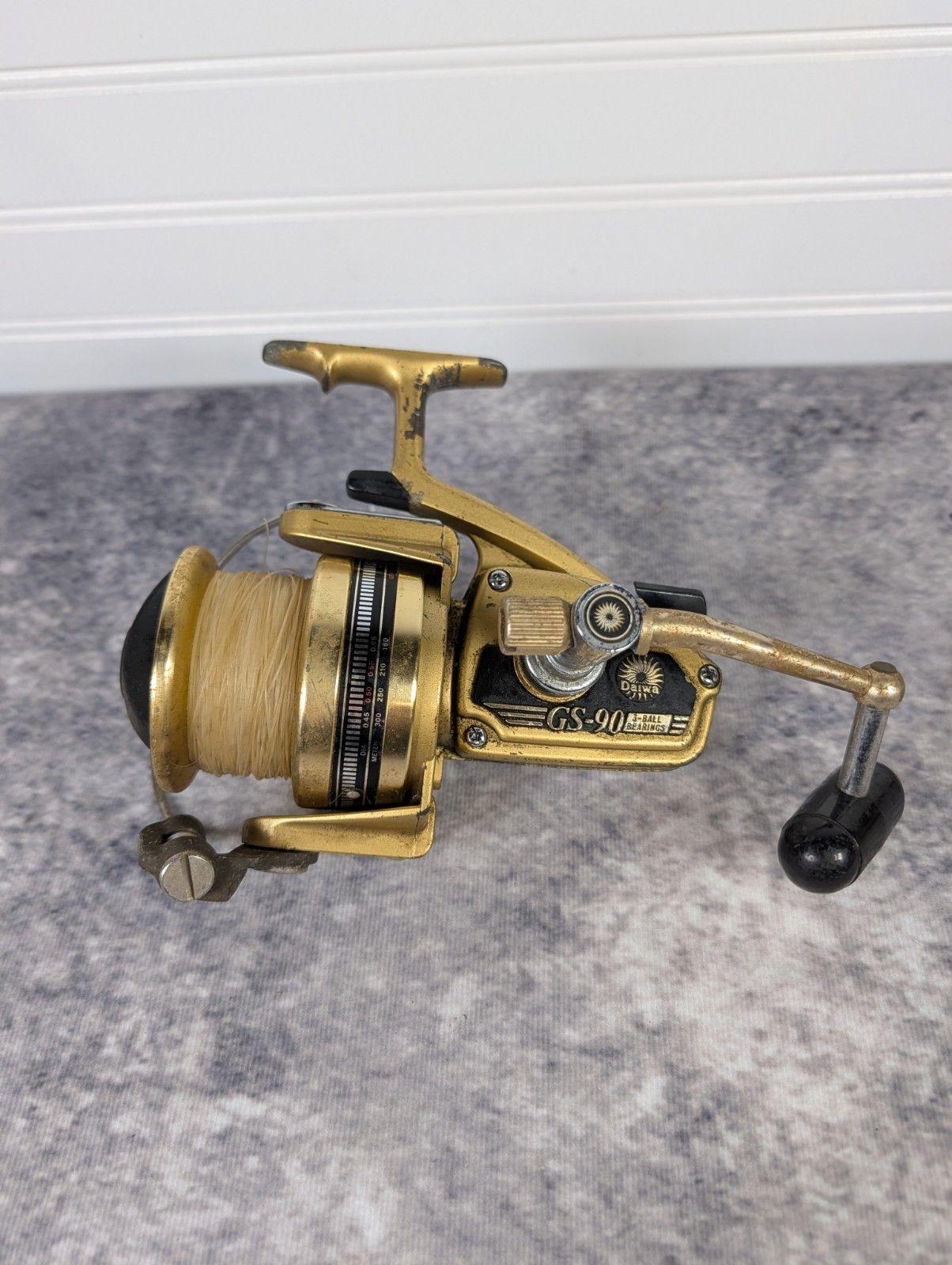 Vintage Daiwa Fishing Reel - Etsy