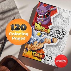 Puede incluir: Una taza de cerámica blanca con un asa negra y el texto "But First, Coffee" en negrita negra. La taza se encuentra sobre un fondo neutro, resaltando su diseño sencillo.