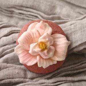 Bague grande fleur Bague florale Polymerclay Bijoux floraux Bague fleur rose Fleur bijoux Bague mignonne Artisan bague Fait à la main Madewithlove Boho