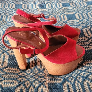 1970s red suede platforms pleasers 8.5 9