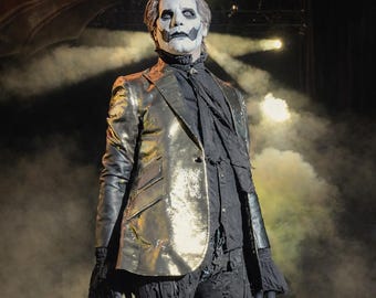 Papa emeritus V Geist Cosplay glänzend Party Jacke Gothic Rock Konzert Outfit für Halloween & Weihnachten Gold Metallic Blazer mit schwarzen Ärmeln