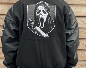 Kurtka uniwersytecka Ghost Face z horroru | Straszna kurtka bomberka Letterman | Strój uliczny na Halloween | Prezent Creepmas