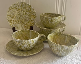 Zestaw filiżanek do herbaty w kolorze zielonym, vintage, Spatterware | Filiżanki i spodki z wzorem konfetti Melmac