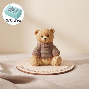 Miniatyr nallebjörnsfigur i harts med stickad tröjtextur, söt kawaii djurdekoration för skrivbord, barnrumshylla, present till björnälskare