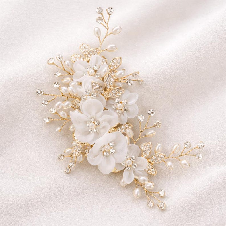 Barrette de mariée fleur de perle et cristaux