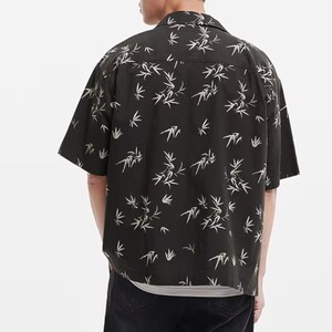 Men’s Short Sleeve Button-Up Shirt – Casual Relaxed Fit Top Modern Streetwear

Men casual button shirt