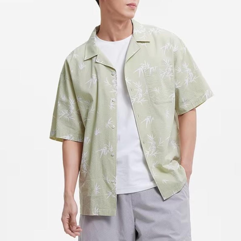 Men’s Short Sleeve Button-Up Shirt – Casual Relaxed Fit Top Modern Streetwear

Men casual button shirt