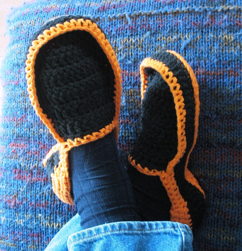 Crochet Pattern House Slipper Pattern for Men and Women in 5 sizes No. 5 image 4