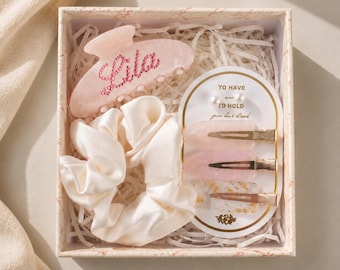Personalized Bridesmaid Gift Box Set, Custom Name Hair Claw Clip, Satin Scrunchie, Pearl Earrings, Maid of Honor Proposal Gift, Gift for Her