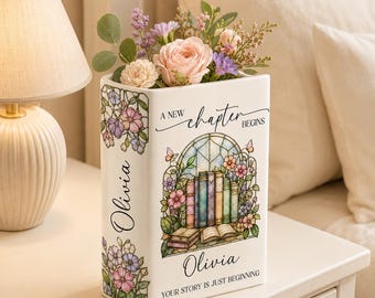 Personalisierte neues Kapitel beginnen Buchvase, benutzerdefinierte Name literarisches Dekor, Floral Buch Stapelvase, Buchliebhaber, Leser Wohnkultur Ruhestand, Geburtstag