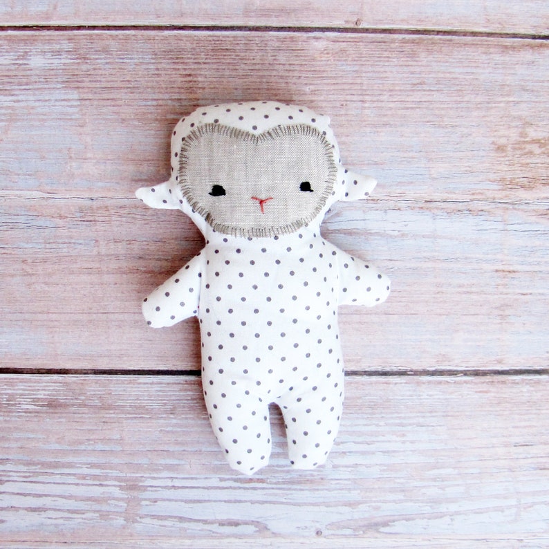 sheep sewing pattern, 16 cm 6,5 tall stuffie with a sleeping bag image 4