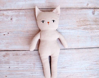 Cat Plushie Sewing Pattern: Beginner Friendly (PDF Pattern)