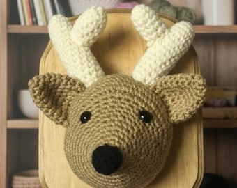 Schema all'uncinetto per testa di cervo in formato PDF / Cervo da appendere alla parete / Testa di animale amigurumi / Decorazione per cameretta dei bambini / Regalo all'uncinetto / Testa di cervo all'uncinetto