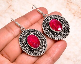 Boucles d'oreilles vintage en pierre rouge rubis, boucles d'oreilles pendantes en filigrane d'argent antique, bijoux tendance bohème, cadeau fait main pour elle