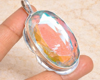Collar con colgante de cristal aurora ovalado, colgante de plata de cuarzo místico arcoíris, joya hecha a mano, regalo para ella.