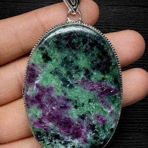 Natural Ruby Zoisite Pendant Necklace – Oval Anyolite Gemstone in Sterling Silver – Handmade Statement Jewelry – Unique Gift for Her