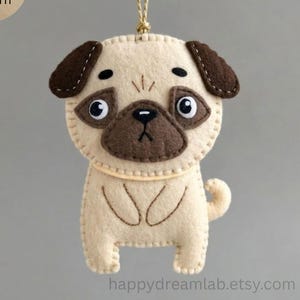 Ornamento de Pug em Feltro Costurado à Mão Padrão | Tutorial PDF para Iniciantes | Cachorro DIY Recheado | Decoração de Árvore de Natal