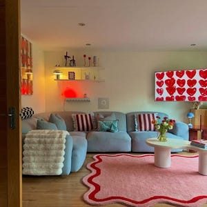 5×8ft Pink Wavy Handmade Tufted Rug, Irregular Squiggly Area Rug, Funky Danish Pastel Home Decor, Cute Maximalist Aesthetic Rug 6×9/7×10. image 2