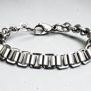 Pulsera de cadena de bicicleta para hombre, pulsera punk de acero inoxidable resistente, pulsera de eslabones de bicicleta, regalo de joyería creativa para motociclistas.