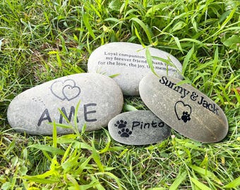 Piedra conmemorativa personalizada para mascotas, guijarro conmemorativo con huella de pata de perro personalizado, homenaje grabado para gatos, monumento conmemorativo de piedra de río natural, recuerdo de mascotas
