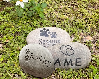 Spersonalizowany kamień pamiątkowy dla zwierząt, niestandardowy kamień pamiątkowy z odciskiem psiej łapy, grawerowany hołd dla kota, naturalny kamień pamiątkowy z rzeki, upamiętnienie zwierząt