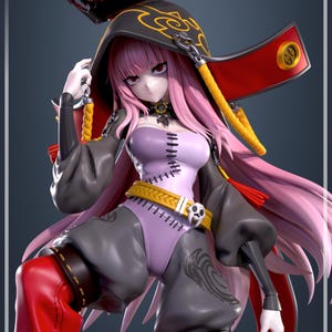 Puede incluir: Una figura coleccionable estilo anime con cabello largo rosa, que viste una capa negra y roja con capucha, un body color lavanda con detalles de costuras, un cinturón amarillo con hebilla de calavera y botas rojas.