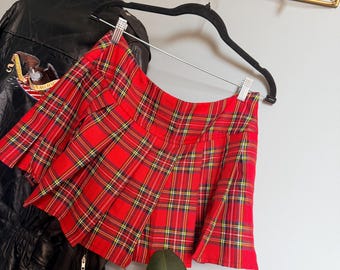 ROMA Red Tartan Plaid Pleated Mini Skirt | Punk / Schoolgirl / 90s Inspired (L)