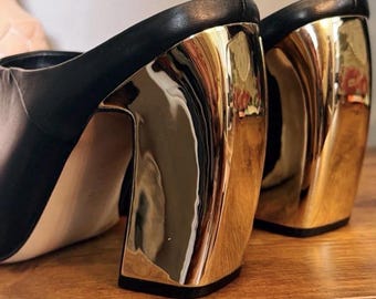 Gianni Bini Black Sculptural Gold Heel Mules Size 9.5 | Statement Heels