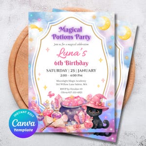 Puede incluir: Una taza de cerámica blanca con un asa negra y el texto "But First, Coffee" en negrita negra. La taza está llena de un líquido oscuro, probablemente café, y se encuentra sobre una superficie clara.