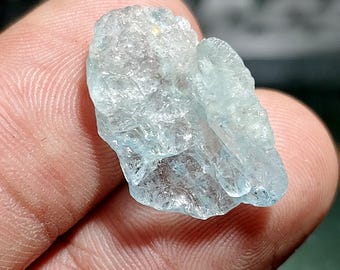 Incredible AAA Quality Aquamarine Rough Gemstone Natural Blue Aquamarine Crystal Healing Untreated Aquamarine Rough Gemstone 22x14mm 10 Cts