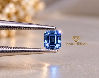 Diamant bleu 1 ct+ 5 x 5 mm, taille Asscher, pureté VVS1, facetté, certifié, qualité AAA, pour la joaillerie fine.