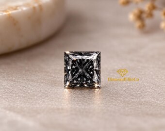 Diamant noir minuit certifié, pierre précieuse carrée de 5 x 5 mm | 0,75 ct, pureté VVS1 | Pierre facettée certifiée AAA pour des créations de haute joaillerie audacieuses