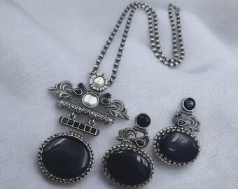 Geoxideerd zilveren kettingoorbellenset, grijze steen, vintage tribale sieraden