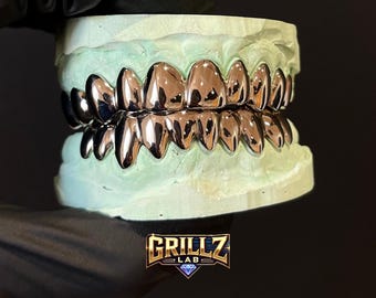 Grillz hecho a medida, chapado en plata o oro