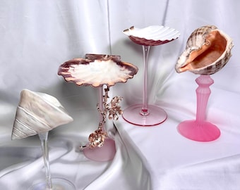 Natural Conch Shell Martini Glasses, Pink Seashell Wine Goblets, Mermaid Wedding Bridesmaid Gifts, Graduation Gift 2026