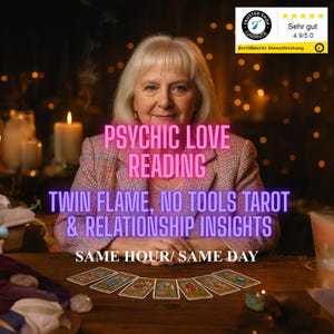 Könnte beinhalten: Werbung für hellseherische Liebeslesungen. Der Text lautet "Psychic Love Reading", "Twin Flame, No Tools Tarot & Relationship Insights" und "Same Hour/Same Day". Eine Frau sitzt an einem Tisch mit Tarotkarten.